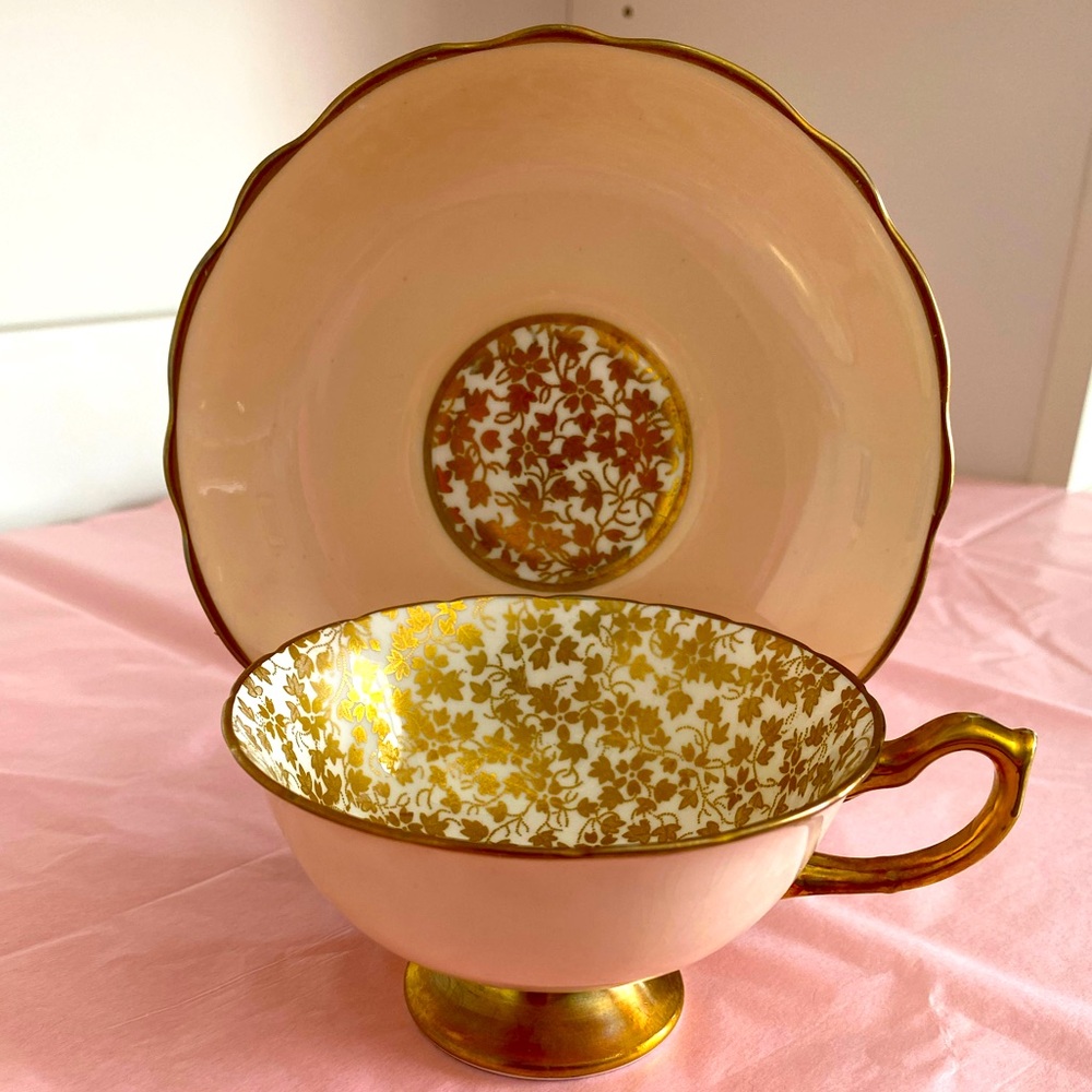 Hammersley Bone China Teacup and Saucer Soft Pink with Gold Foliage in Cup